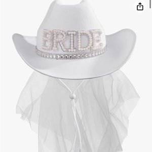 Bride cowgirl hat with veil